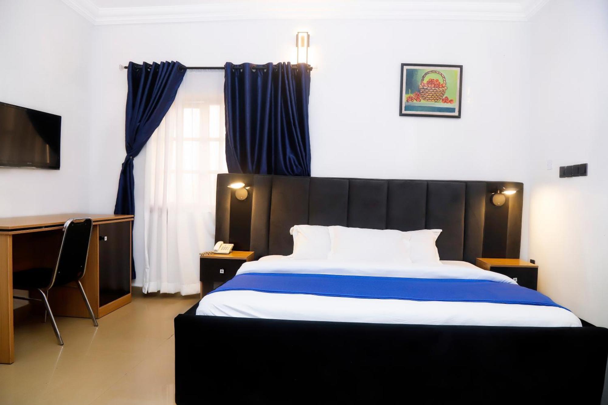 Western Dreams Hotel Abuja Eksteriør billede