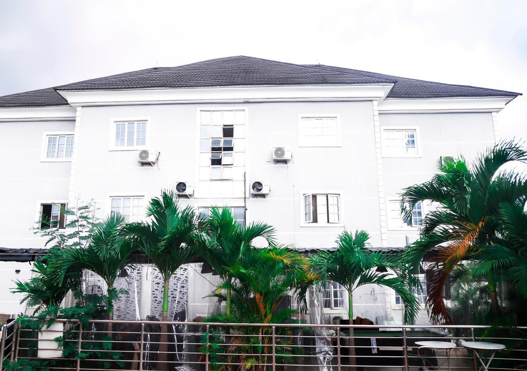Western Dreams Hotel Abuja Eksteriør billede