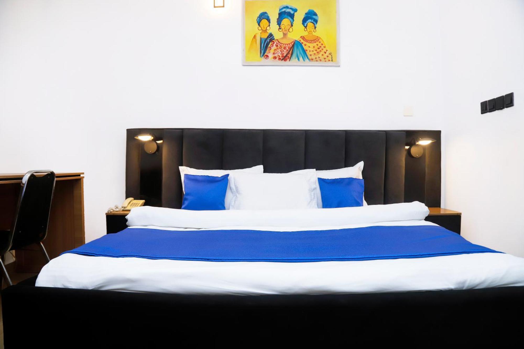 Western Dreams Hotel Abuja Eksteriør billede