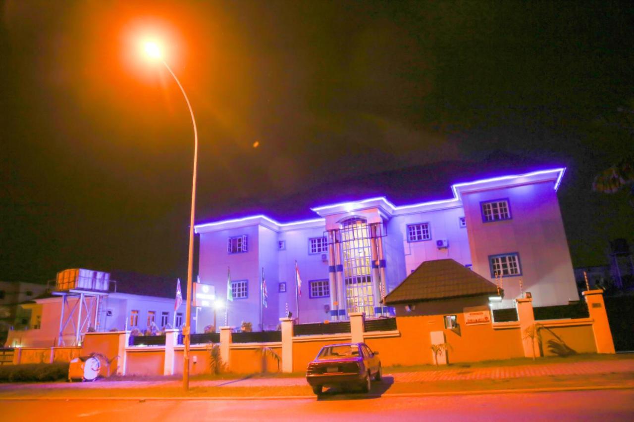 Western Dreams Hotel Abuja Eksteriør billede