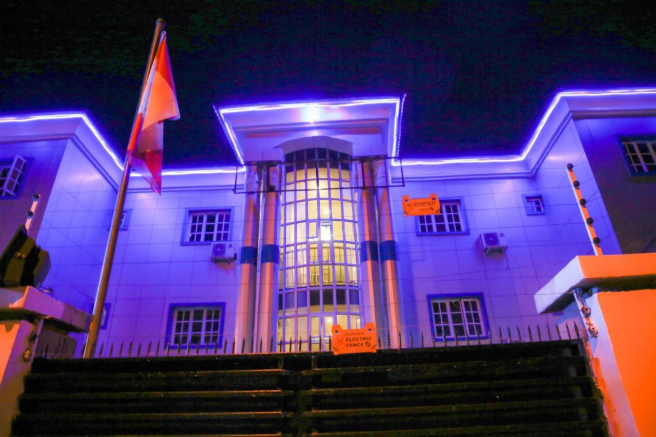 Western Dreams Hotel Abuja Eksteriør billede